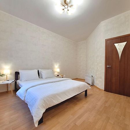 Однокімна Квартира Біля Каштанової Алеї У Центрі Полтави Мережа Alexapartments Документи Для Відряджень Безконтатне Заселення 24-7 폴타바 외부 사진