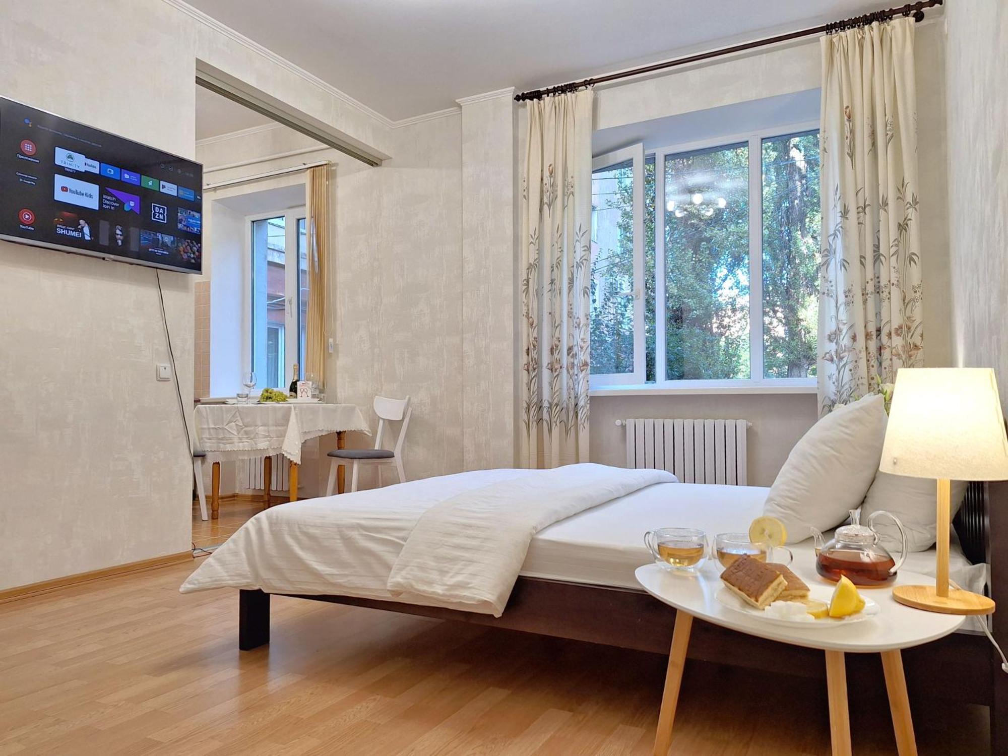 Однокімна Квартира Біля Каштанової Алеї У Центрі Полтави Мережа Alexapartments Документи Для Відряджень Безконтатне Заселення 24-7 폴타바 외부 사진