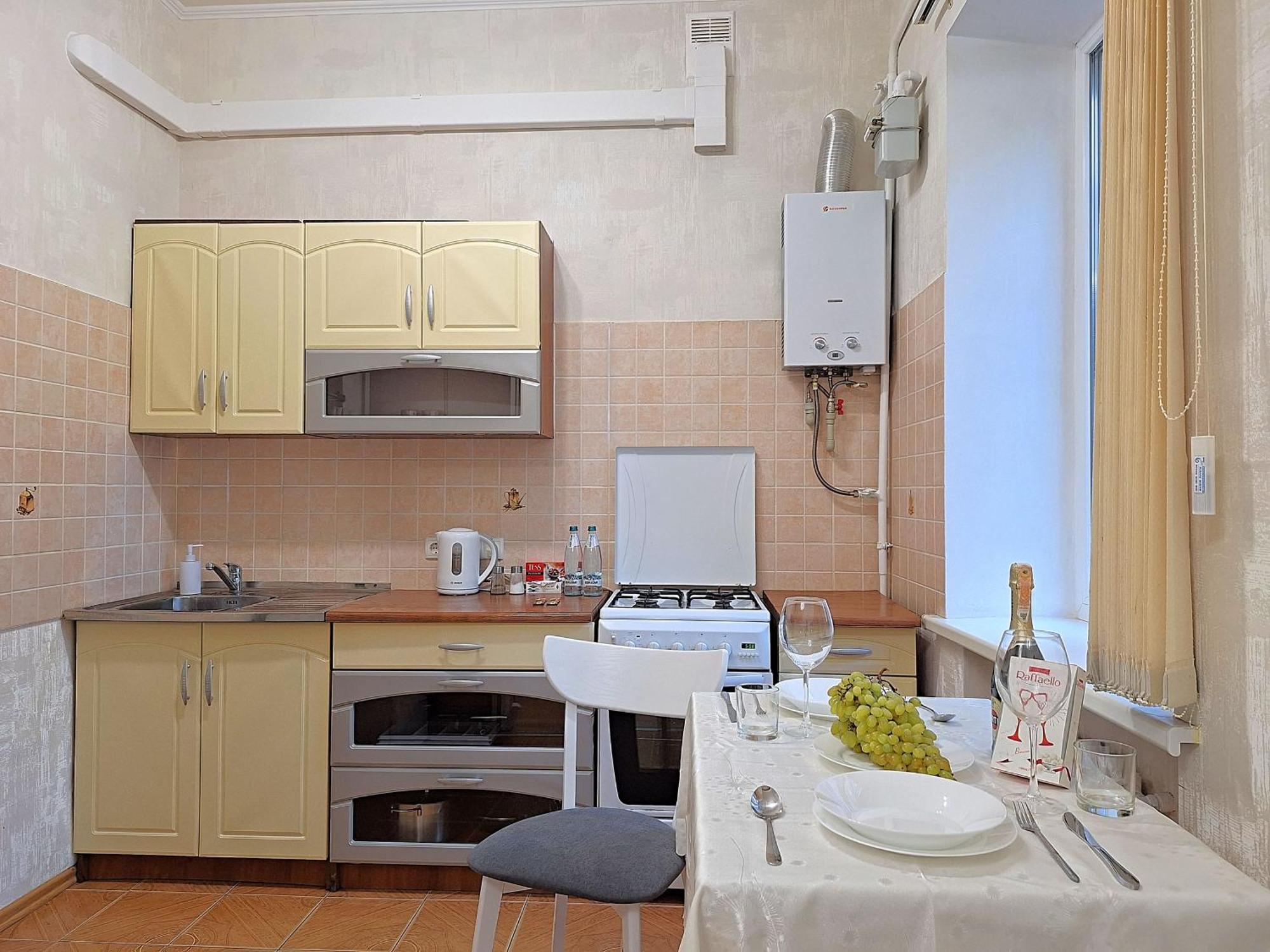 Однокімна Квартира Біля Каштанової Алеї У Центрі Полтави Мережа Alexapartments Документи Для Відряджень Безконтатне Заселення 24-7 폴타바 외부 사진